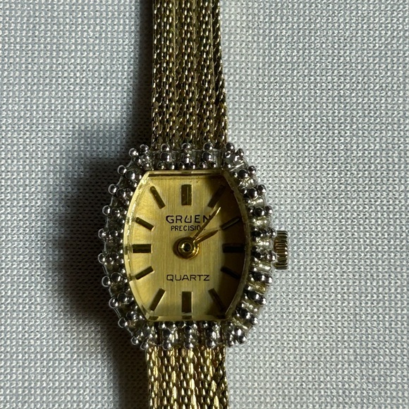 Vintage Rare Gold Women\'s Quartz Watch